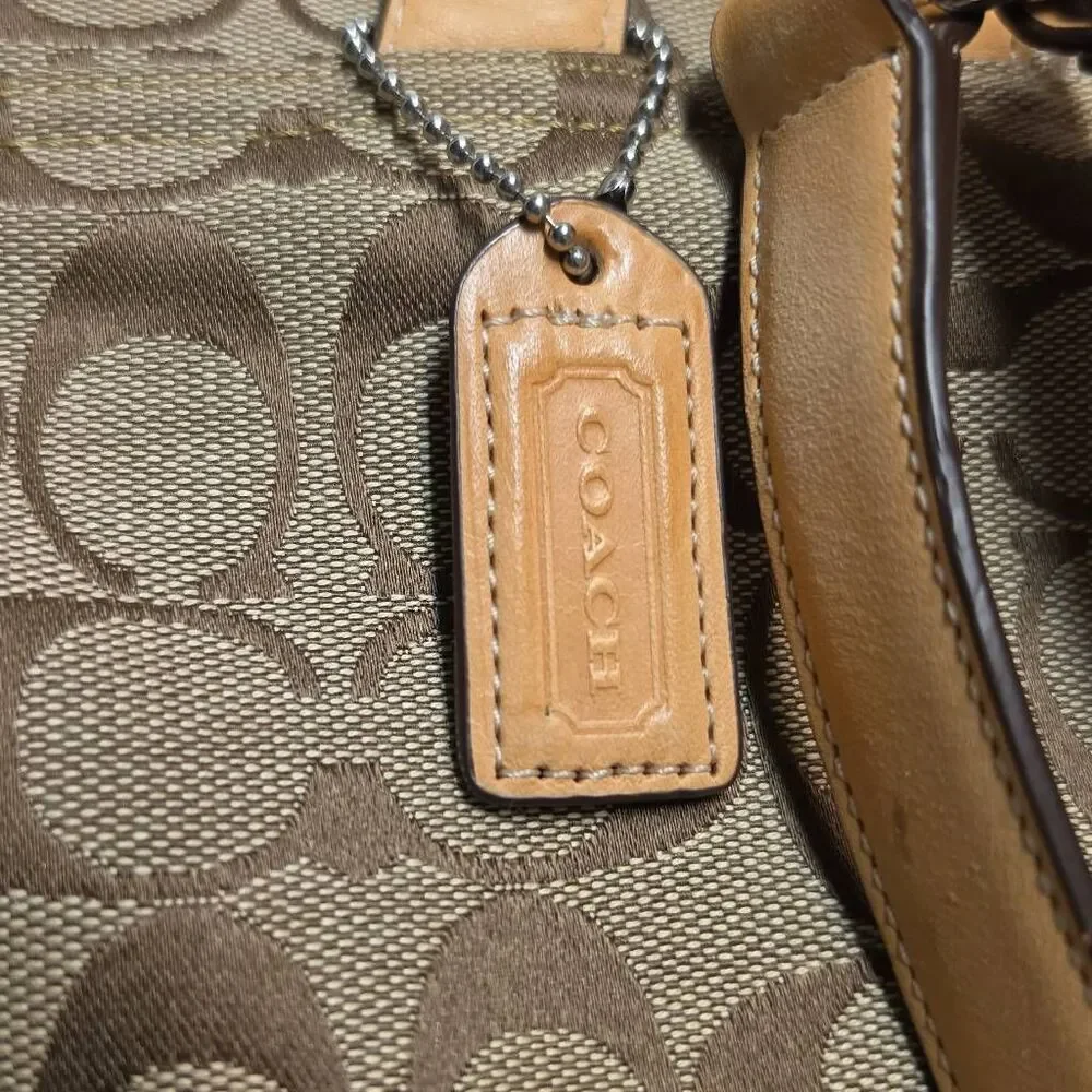 Coach vintage signature
